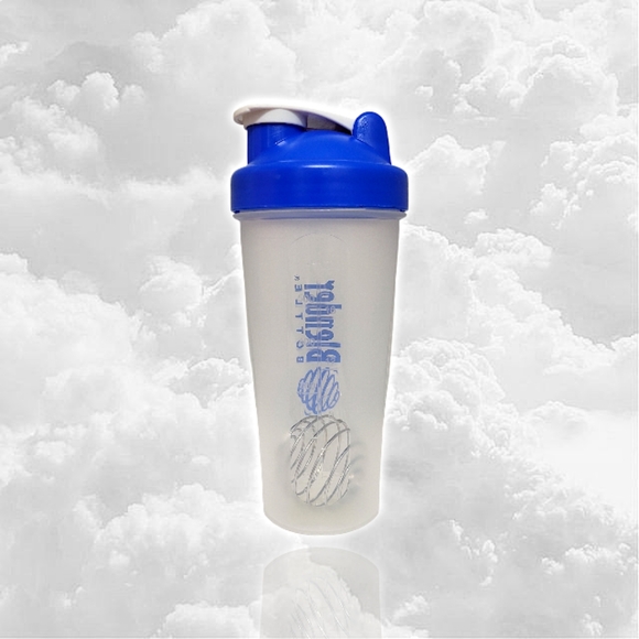 BlenderBottle Classic (1st Gen) Clear/Blue (Discontinued Style) 28-Ounce - Picture 3 of 3